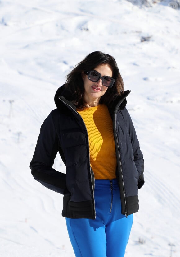 Hélèna Noguerra - Photocall de l'équipe du film "BDE" dans le cadre du 26ème Festival de l'Alpe d'Huez le 21 janvier 2023. © Dominique Jacovides/Bestimage 