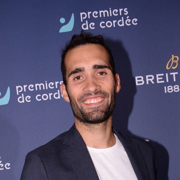 L'ancien biathlète est parti avec sa femme Hélène et ses trois enfants en Grèce

Exclusif - Martin Fourcade - Dîner de charité Breitling pour l'association "Premiers de cordée" à la Samaritaine à Paris le 8 octobre 2021.  © Rachid Bellak / Bestimage