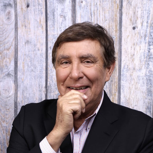 Rendez-vous portrait en studio avec Jean-Pierre Foucault à Paris le 9 novembre 2017. © Cédric Perrin / Bestimage
