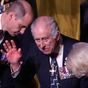 Les membres de la famille royale d'Angleterre assistent, dans ce cadre-là, à de multiples évènements.
Le prince William, le roi Charles III d'Angleterre - La famille royale assiste au Royal British Legion Festival of Remembrance au Royal Albert Hall à Londres le 11 novembre 2023.