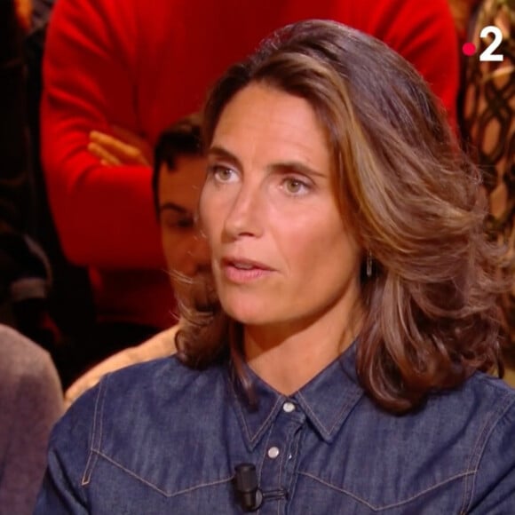 Alessandra Sublet sur le plateau de "Quelle époque !"