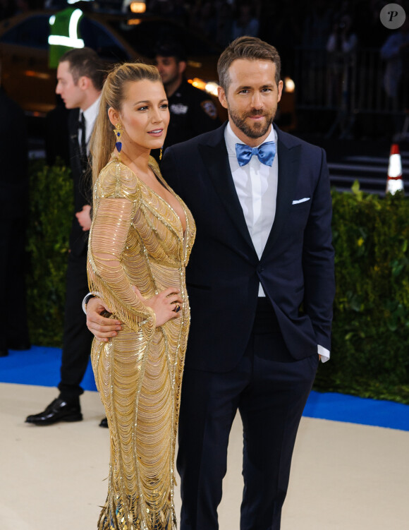 Blake Lively et Ryan Reynolds sont devenus parents d'une 4ème fille au mois de février
Blake Lively et son mari Ryan Reynolds - Les célébrités arrivent au MET 2017 Costume Institute Gala sur le thème de "Rei Kawakubo/Comme des Garçons: Art Of The In-Between" à New York, le 1er mai 2017 © Christopher Smith/AdMedia via Zuma/Bestimage