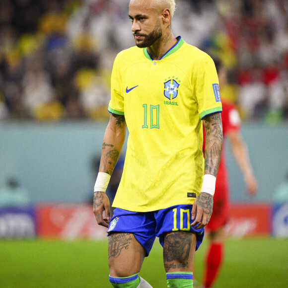 Elle accuse Neymar de l'avoir employée de manière illégale de janvier 2021 à octobre 2022
Neymar - Match "Brésil - Corée (4-1)" lors de la Coupe du Monde 2022 au Qatar, le 5 décembre 2022.