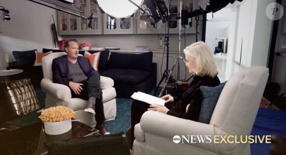 Bande annonce de l'interview de Matthew Perry avec Diane Sawyer sur la chaine ABC à Los Angeles, le 22 octobre 2022.  Matthew Perry reveals Friends co-star Jennifer Aniston confronted him about his drinking, in trailer for new Diane Sawyer ABC interview. In the two minute trailer for his interview with Diane Sawyer, which will air in full in the US on ABC on Friday October 28, Perry opens up about his drug and alcohol addiction. The actor opens up about his struggles with addiction like never before - because he says he had no other choice. "Secrets kill you," Perry says. "Secrets kill people like me." Perry tells Sawyer about the rampant drug and alcohol use that controlled his life during the height of his career, and how it nearly derailed everything. "At the time I should have been the toast of the town," Perry reveals, "I was in a dark room meeting nothing but drug dealers and completely alone." The Friends star tells Sawyer that, in the depths of his addiction, he was taking ‘55 Vicodin a day’ in addition to the ‘Methadone, Xanax, a full quart of vodka a day’ mentioned by Sawyer. Perry also tells Sawyer he was ‘in a coma and escaped death really narrowly,’ which he also reveals in his memoir, Friends, Lovers and the Big Terrible Thing, also available October 28. And the 53-year-old actor reveals that it was Aniston, who he calls ‘Jenny,’ who confronted him about his struggles, telling him: "We know you're drinking." Perry admits: "Imagine how scary a moment that was." He reveals that Aniston's support was crucial in his recovery journey. "She was the one that reached out the most," he tells Sawyer. "I'm really grateful to her for that." As Perry and Sawyer walk through his home, he explains why he was finally ready to get candid about his life, saying: "It was important to me to do something that would help people." The one-hour special Matthew Perry - The Diane Sawyer Interview, which also promises to reveal never before shared details from behind the scenes of Friends, premieres October 28 at 8pm on ABC.