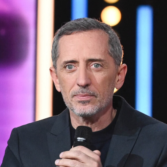 Gad Elmaleh - Les personnalités se mobilisent lors de la 36ème édition du Téléthon sur le plateau de France 2, avec pour parrain K.Adams, le 3 décembre 2022. © Coadic GUIREC / Bestimage