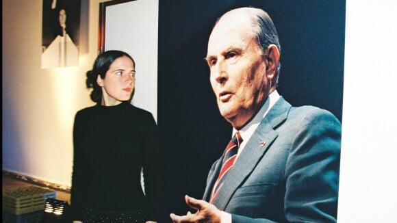 "J'ai résisté pendant longtemps" : François Mitterrand, sa fille Mazarine a refusé de changer de nom jusqu'à ce...
