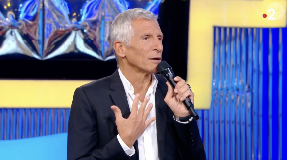 Nagui dans "N'oubliez pas les paroles" sur France 2