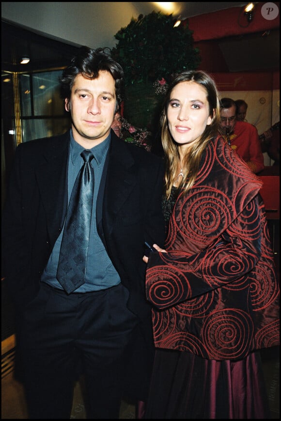 Laurent Gerra et Mathilde Seigner lors des César en 2000