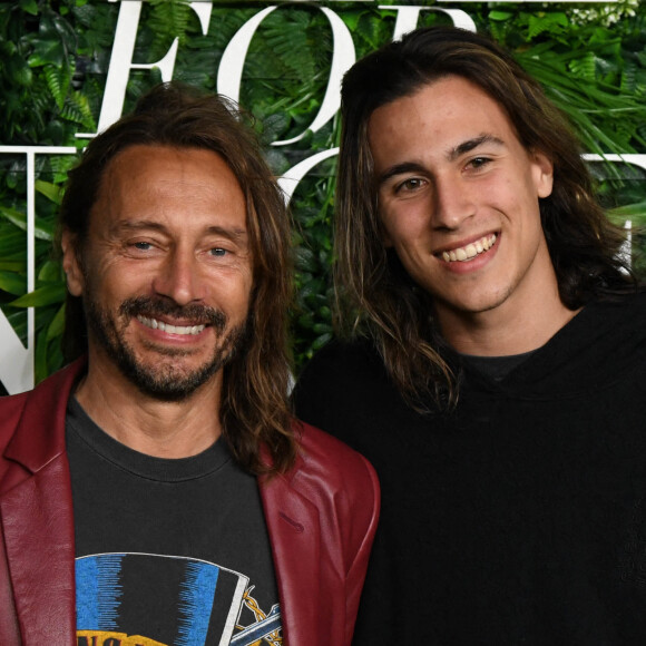 Bob Sinclar et son fils Raphaël Le Friant - Soirée caritative "LuisaViaRoma" pour l'UNICEF à Saint-Barthélemy dans les Caraïbes le 29 décembre 2021.