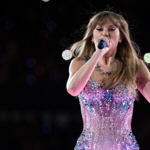 "Dévastée", l'icône de la musique a donc décidé de reporter son second concert à Rio qui devait se dérouler au même endroit au lendemain du drame.
Buenos Aires, ARGENTINE - Concert de Taylor Swift à Buenos Aires.