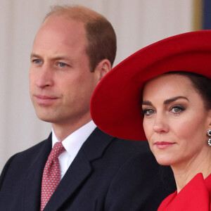 Heureusement, leur complicité est revenue ! 
Le prince William, prince de Galles, et Catherine (Kate) Middleton, princesse de Galles, - Cérémonie de bienvenue du président de la Corée du Sud à Horse Guards Parade à Londres, le 21 novembre 2023.