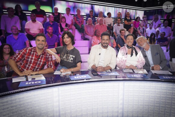 Exclusif - Alex Goude, Géraldine Maillet, Moundir, Danielle Moreau, Gilles Verdez - Sur le plateau de l'émission TPMP (Touche Pas à Mon Poste) présentée en direct par C.Hanouna et diffusée sur C8 - Paris le 05/09/2023 - © Jack Tribeca / Bestimage 