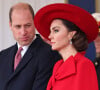 ... sans aucun retour de la part de leurs parents.
Le prince William, prince de Galles, et Catherine (Kate) Middleton, princesse de Galles, - Cérémonie de bienvenue du président de la Corée du Sud à Horse Guards Parade à Londres.
