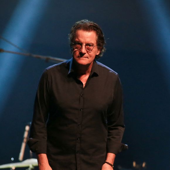 Mais ses 70 ans sont l'occasion de revenir sur ses "infidélités assumées" à Mariette.
Exclusif - Francis Cabrel en concert au Théâtre du Casino Barrière à Lille. Le 20 octobre 2018 © Stéphane Vansteenkiste / Bestimage