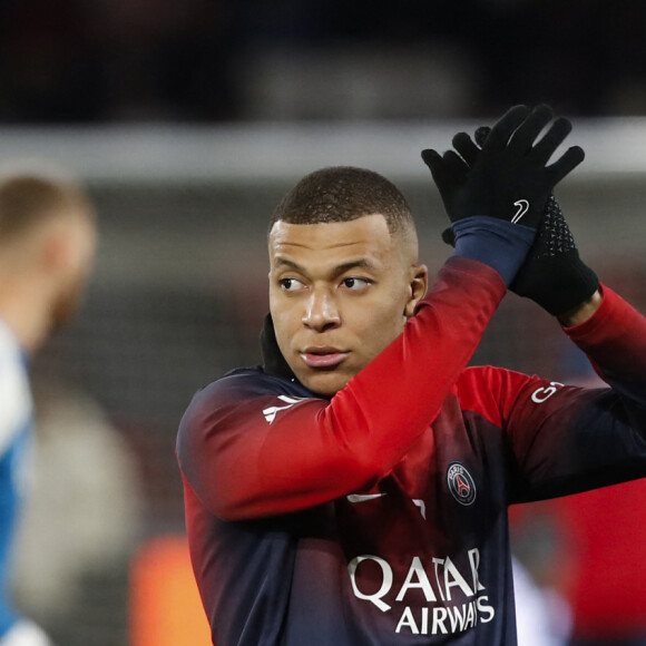 "C'est mon idole. Il a la classe et il s'exprime très bien", déclare-t-il à "L'Equipe" à propos de Kylian Mbappé

Kylian Mbappe (PSG) lors du match de Ligue 1 Uber Eats "PSG - Monaco (5-2)" au Parc Des Princes, le 24 novembre 2023.