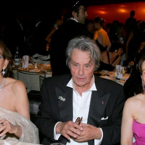 Claudia Cardinale, Alain Delon et Juliette Binoche - Soirée Chopard pour les 60 ans du Festival de Cannes.
