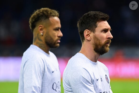 Cet été, les deux joueurs ont quitté le club de la capitale
 
Neymar Jr ( 10 - PSG ) - Lionel Leo Messi ( 30 - PSG ) - - Match de Ligue Des Champions 2022 (LDC) "PSG- Macabi Haifa (7-2)" au Parc des Princes à Paris le 25 octobre 2022.