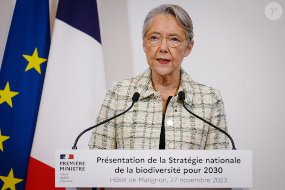 Elisabeth Borne, Premiere ministre, lors de la présentation de la stratégie nationale de la biodiversité pour 2030, a Matignon, le 27 novembre 2023.