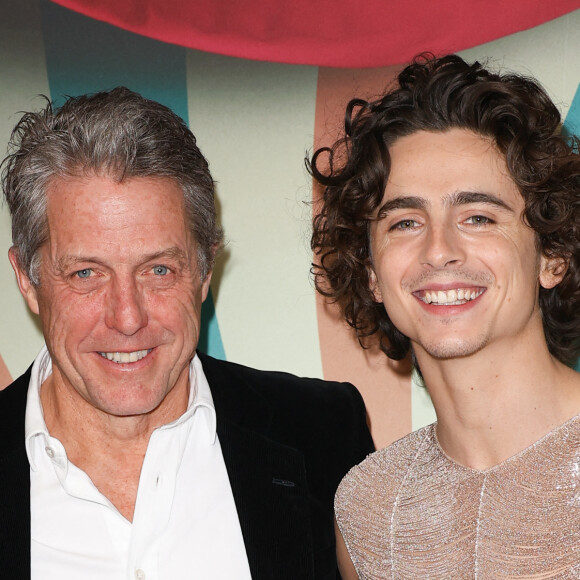 L'acteur était présent avec Hugh Grant pour assurer la promotion de ce long-métrage très attendu
Hugh Grant et Timothée Chalamet à l'avant-première du film "Wonka" à l'UGC Normandie à Paris le 1 decembre 2023. © Coadic Guirec/Bestimage 