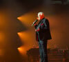 Il devait se produire à Brest le 2 décembre et à Clermont-Ferrand les 5 et 6 décembre
Michel Sardou lors de son concert au Zénith de Rouen