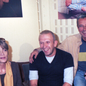 Quant à Françoise Hardy, il l'aime toujours à sa façon...
Archives - Françoise Hardy, Jean-Paul Gaultier, Jean-Marie Périer et Patrick Bruel - Exposition "Jean-Marie Périer", Carte blanche du magazine Elle, à Paris. En 1990 © Jean-Claude Woestelandt / Bestimage