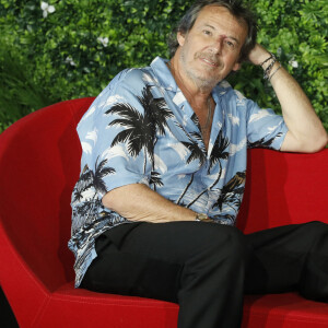 Jean-Luc Reichmann au photocall de la série "Leo Mattei, Brigade des mineurs" lors du 62ème Festival de Télévision de Monte-Carlo, à Monaco, le 19 juin 2023. © Denis Guignebourg/BestImage