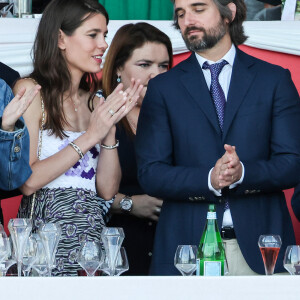 Charlotte Casiraghi et son mari Dimitri Rassam lors de la dernière soirée de la 17ème édition du Longines Global Champions Tour à Monaco, le 1er juillet 2023 sur le port de Monaco, pour le Longines Global Champions. C'est le français Julien Épaillard qui a remporté le Longines Global Champions Tour Grand Prix du Prince de Monaco, doté de 1,5 millions d'euros, suivi par Harrie Smolders et Jane Sadran. © Claudia Albuquerque/Bestimage 