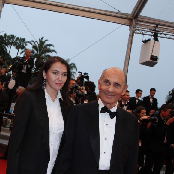 En France, à Cannes, Guy Marchand et sa femme Adelina lors de la cérémonie de clôture et de la montée des marches au 65e Festival International du film de Cannes. Le 27 mai 2012 © Jean-Jacques Descamps via Bestimage