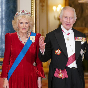 Le traditionnel repas de Noël de la famille royale se prépare actuellement
Le roi Charles III et la reine consort Camilla Parker Bowles.