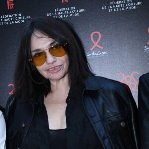 "Je ne dis pas que c'est fini".
Béatrice Dalle - Photocall de la 20ème édition du dîner de la Mode du Sidaction, "Annees Palace" au Pavillon Cambon Capucines à Paris le 6 juillet 2023. © Rachid Bellak/Bestimage 