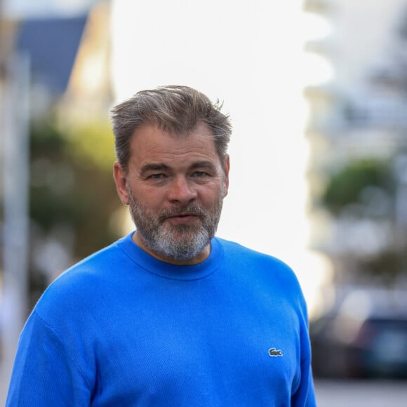 Alice Cornillac a déjà joué dans plusieurs films réalisés par son père
 
Clovis Cornillac à La Baule après la projection du film Monsieur, le Maire de Karine Blanc et Michel Tavares lors du Festival de la fiction et du documentaire politique à La Baule, France, le 6 octobre 2023. © Laetitia Notarianni/Bestimage
