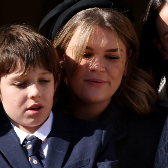 La princesse Stéphanie de Monaco et ses filles, Pauline Ducruet, Camille Gottlieb, Raphael Elmaleh - La famille princière de Monaco au balcon du palais, à l'occasion de la Fête Nationale de Monaco. Le 19 novembre 2023 © Dominique Jacovides-Bruno Bebert / Bestimage 