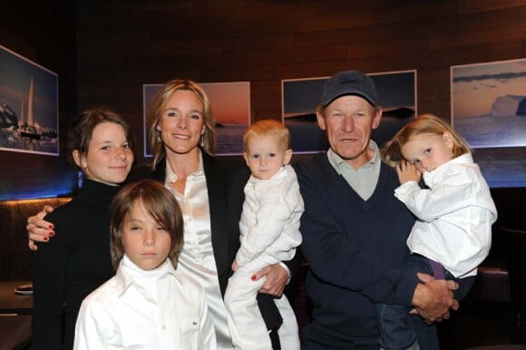 Géraldine Danon et Philippe Poupon et leurs enfants, au Bound à Paris, le 11 mars 2010