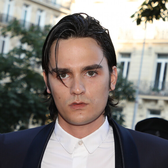 Alain-Fabien Delon aux arrivées de la 10ème édition du "Global Gift Gala" à l'hôtel Four Seasons George V à Paris. © Denis Guignebourg/Bestimage