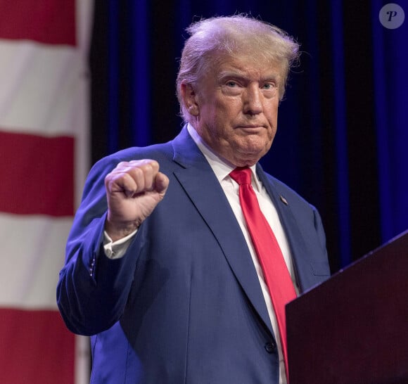 Donald Trump a perdu du poids.
Donald Trump - Congrès républicain de l'Iowa, Des Moines, USA © Brian Cahn/Zuma Press/Bestimage)