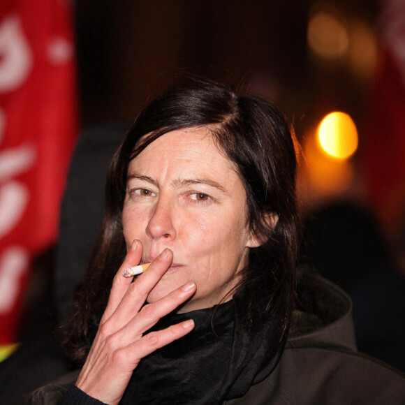 Après la nomination de Gabriel Attal comme Premier ministre, c'est la grande surprise du gouvernement du politique de 34 ans. Le retour de Rachida Dati au sein du gouvernement en a dérouté certains, notamment Anna Mouglalis.
EXCLUSIF: A l'appel d' associations feministes plusieurs dizaines de manifestantes se sont rassemblees à Paris pour denoncer l'impunite en matiere de violences sexistes et sexuelles dans le sillage du soutien d' Emmanuel Macron a Gerard Depardieu en presence de l'actrice Anna Mouglalis