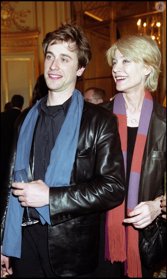 Thomas Dutronc et Françoise Hardy au concert d'Henri Salvador à l'Olympia en 2001.