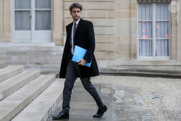 Le Premier ministre, Gabriel Attal à son arrivée au conseil des ministres, au palais de l'Elysée, Paris, le 13 septembre 2023 © Stéphane Lemouton / Bestimage