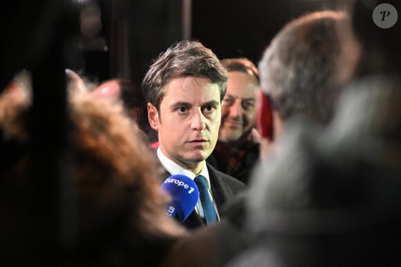 Le nouveau Premier ministre Gabriel Attal lors de son première déplacement dans le village de Clairmarais, Pas-de-Calais, France, le 9 janvier 2024, village touché par les inondations. © Eliot Blondet/Pool/Bestimage 