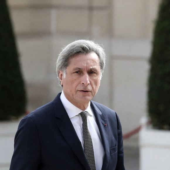 Patrick de Carolis arrive au palais présidentiel de l'Élysée, à Paris, le 7 mai 2022, pour assister à la cérémonie d'investiture d'Emmanuel Macron comme président français, suite à sa réélection le 24 avril dernier © Stéphane Lemouton/Bestimage