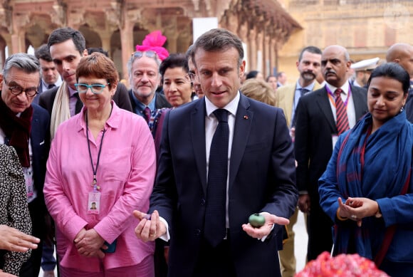 Emmanuel Macron lors de la cérémonie d'accuei au Fort d'Amber à Jaipur, dans le cadre de son voyage officiel en Inde, le 25 janvier 2024. © Dominique Jacovides / Bestimage