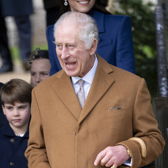 Le roi Charles III d'Angleterre - Les membres de la famille royale britannique lors de la messe du matin de Noël en l'église St-Mary Magdalene à Sandringham, le 25 décembre 2023.