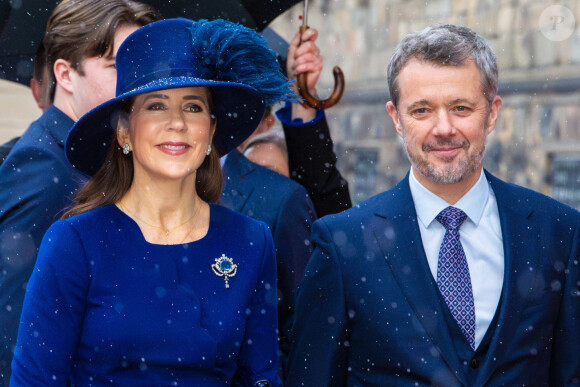 La reine Mary et le roi Frederik X - La famille royale de Danemark à son arrivée au parlement danois à Copenhague. Le 15 janvier 2024.