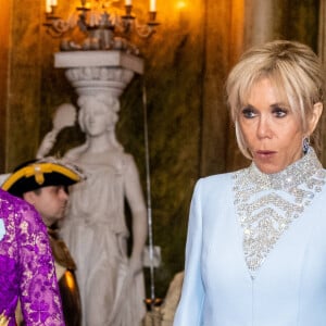 La reine Silvia de Suède et Brigitte Macron - Dîner d'état en l'honneur du président Emmanuel Macron et de Brigitte Macron au Palais royal de Stockholm le 30 janvier 2024. 