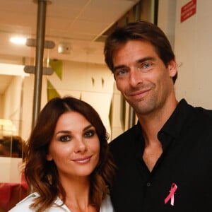 Camille Lacourt et son fils Marius s'habillent pareil

Exclusif - Alice Detollenaere, Camille Lacourt - Backstage du défilé de l'association Ruban Rose à l'occation du lancement d'octobre rose sur les Champs Elysées à Paris, France. © Christophe Clovis / Bestimage