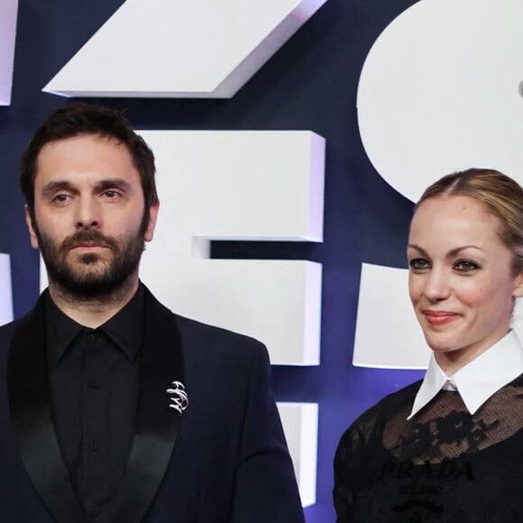 Pio Marmai et sa compagne Charlotte Ranson au photocall de la 48ème cérémonie des César à l'Olympia à Paris le 24 février 2023 © Dominique Jacovides / Olivier Borde / Bestimage