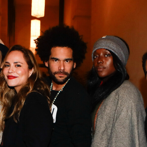 Exclusif - Roby Schinasi, Sandra Sisley, Lea Arnezeder, Alexandre Le Strat, guest, Samy Gharbi - Première édition de la soirée "Les jeudis de Sandra" au Café Lapérouse à Paris le 1er février 2024.  © Christophe Clovis / Bestimage