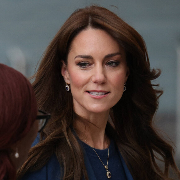 La princesse a subi une "intervention abdominale" récemment.
Catherine (Kate) Middleton, princesse de Galles, inaugure la nouvelle unité de chirurgie de jour pour enfants "Evelina" à l'hôpital Guy's et St Thomas de Londres, Royaume Uni, le 5 décembre 2023. © Imago/Panoramic/Bestimage 