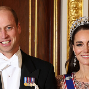 Le prince William, Kate Middleton - La famille royale du Royaume Uni lors d'une réception pour les corps diplomatiques au palais de Buckingham à Londres le 5 décembre 2023.
