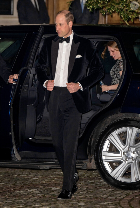 Le prince William, prince de Galles arrive au dîner de gala caritatif "London's Air Ambulance" au Raffles London à Londres le 7 février 2024.